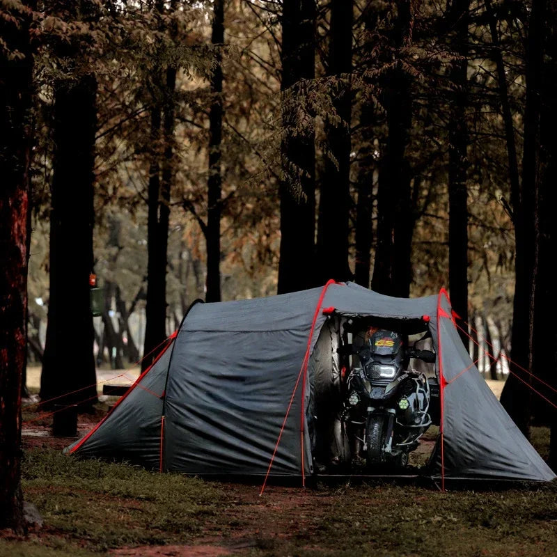 Road trip moto : quelle tente choisir pour voyager à deux roues ?