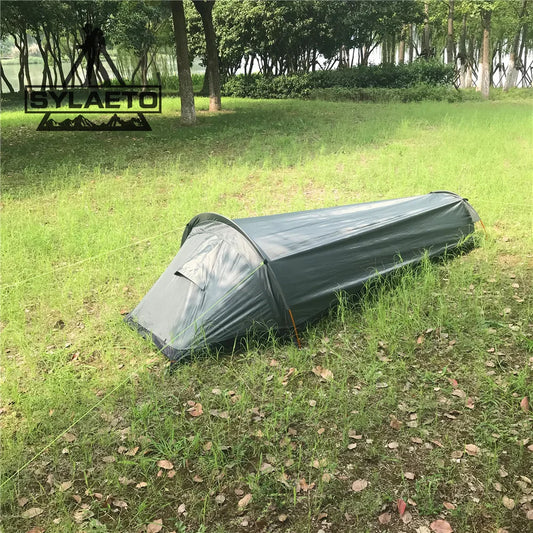 Tente_bivouac_ultralegere_alpiniste_avec_sac_de_couchage_integre_2